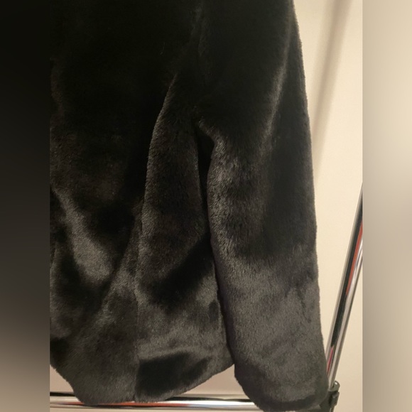 Plush Black Faux Fur Jacket - Picture 9 of 9